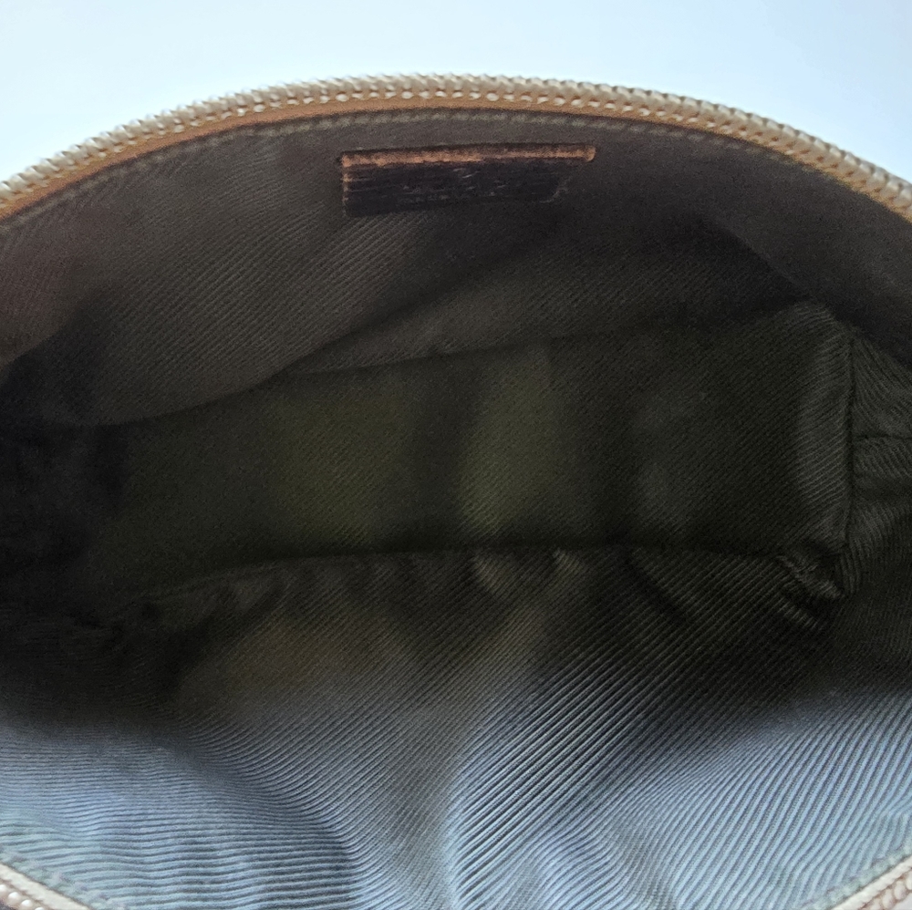 Gucci GG Canvas Boat Bag Brown - Picture 10 of 16